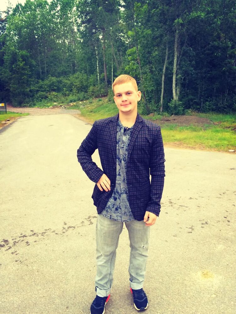  32605752  Nikolay, 29 ,     