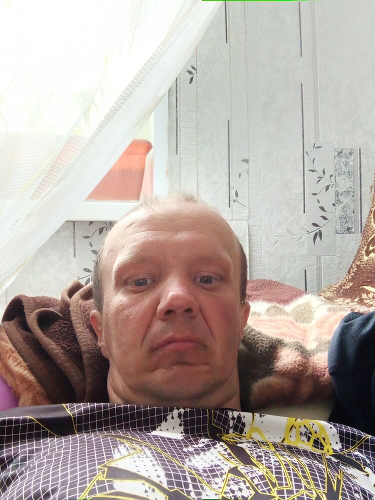  42884662  , 37 ,    