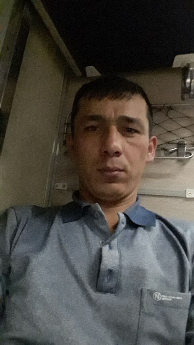  15522942  Juraev, 35 ,    