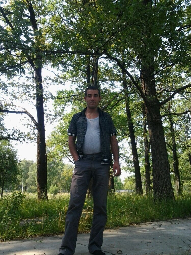  52079472  , 35 ,    