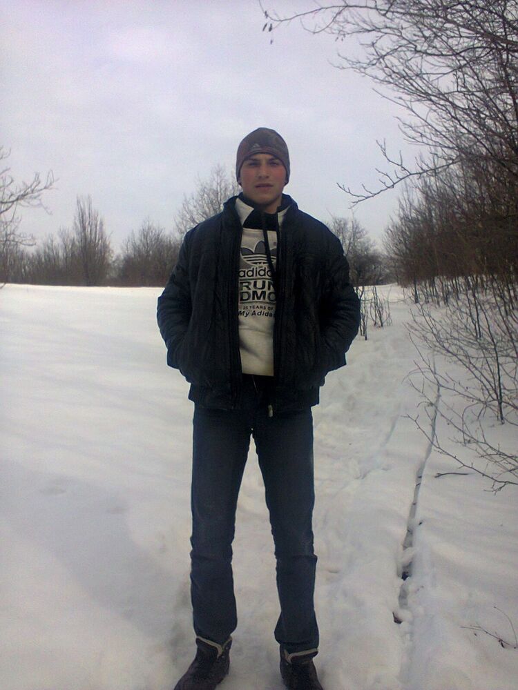  15334762  Micha, 27 ,    