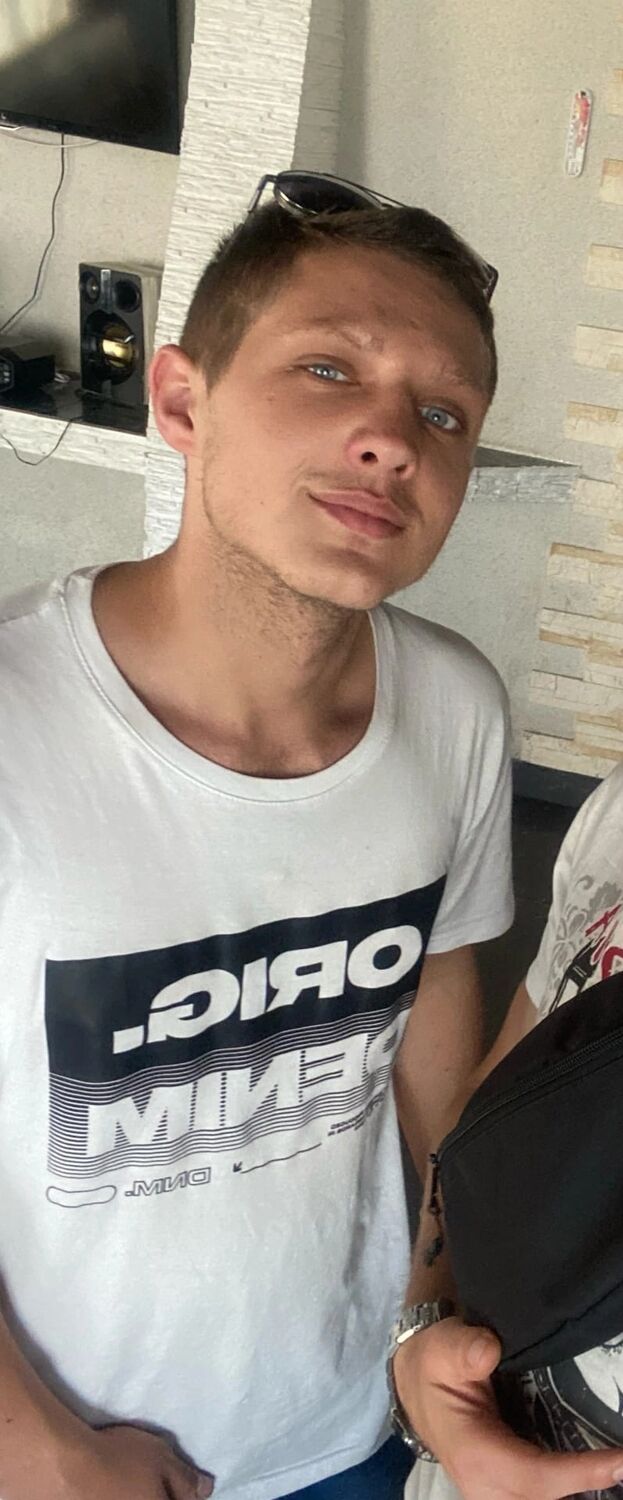  31624962  Kirill, 25 ,    