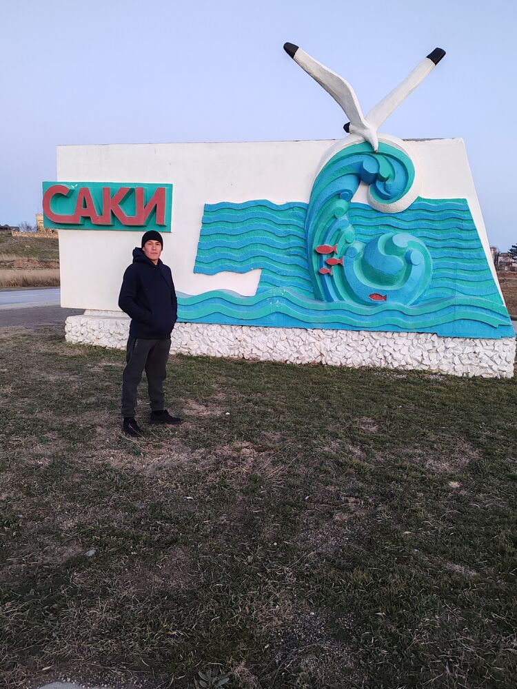  ,   Davronbek, 34 ,   ,   