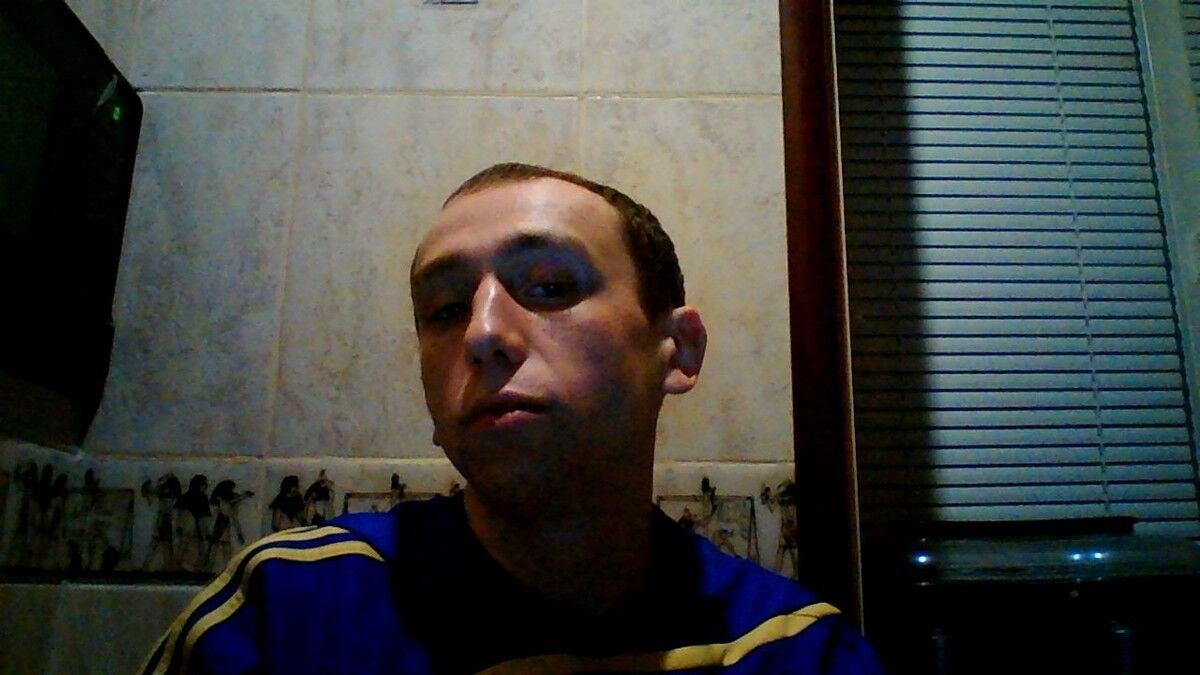  10738882  , 37 ,    
