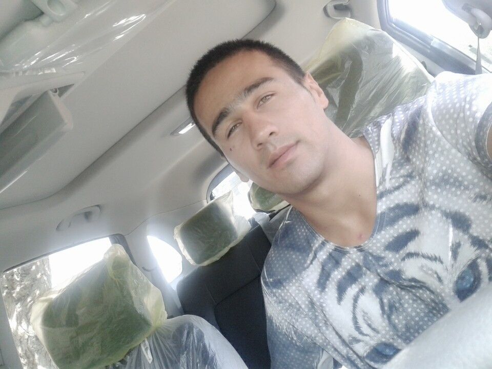  6464152  Asqarbek 093, 31 ,    