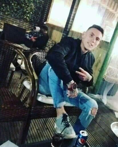  47607552  Cristian, 28 ,    Histon