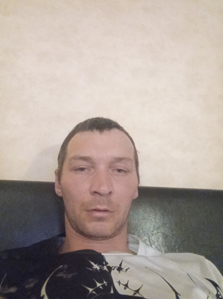  42613632  , 37 ,    