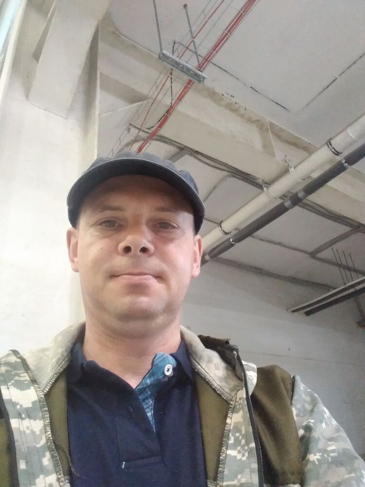  23368902  , 42 ,    