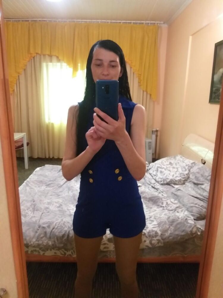  54172802  IULIIA, 39 ,    