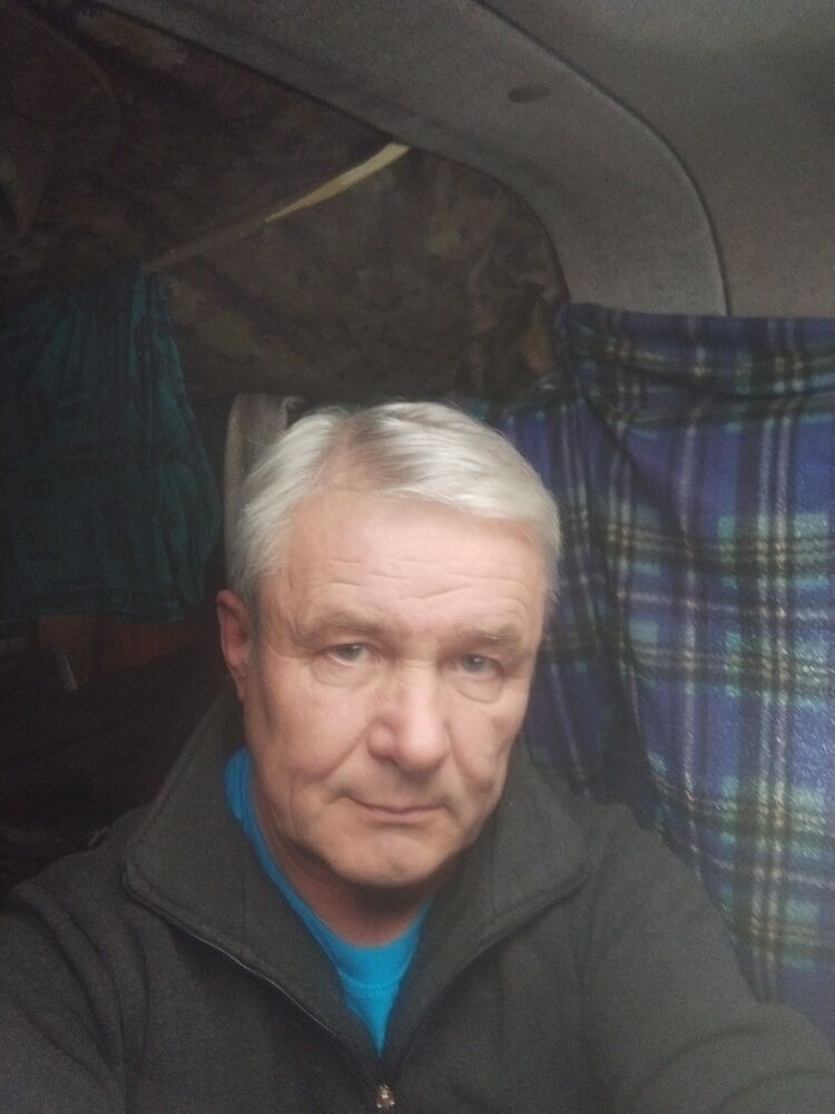  ,   Vladimir, 62 ,   ,   