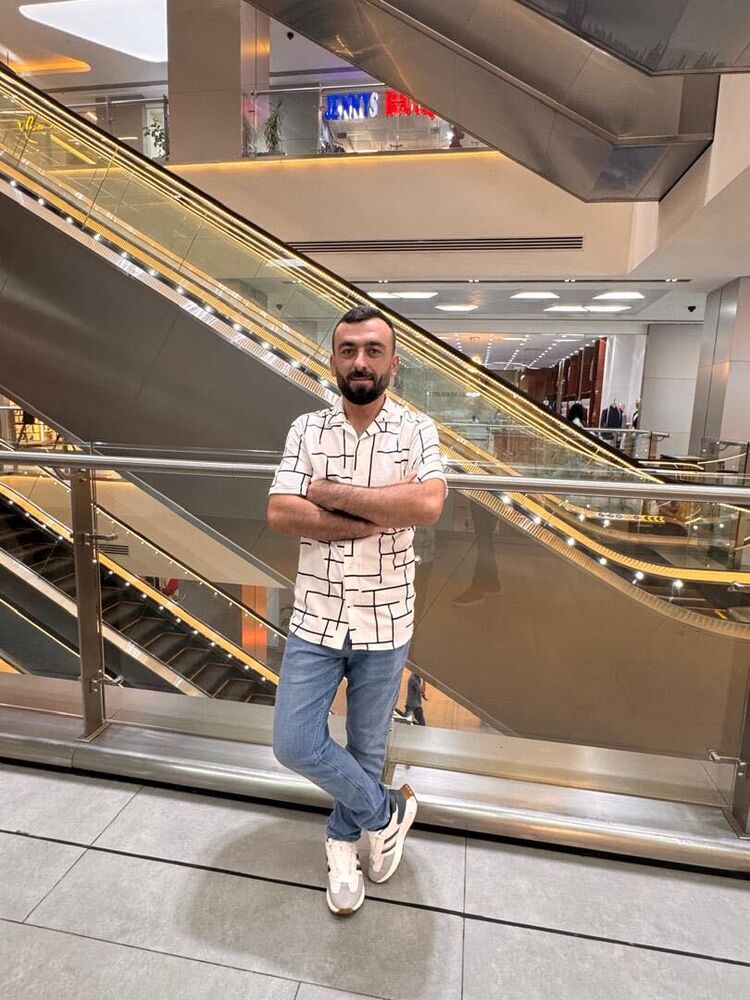 ���������� Lambeth, ���� ������� Yasin, 34 ����, ������������ ��� ������, ����� � ���������