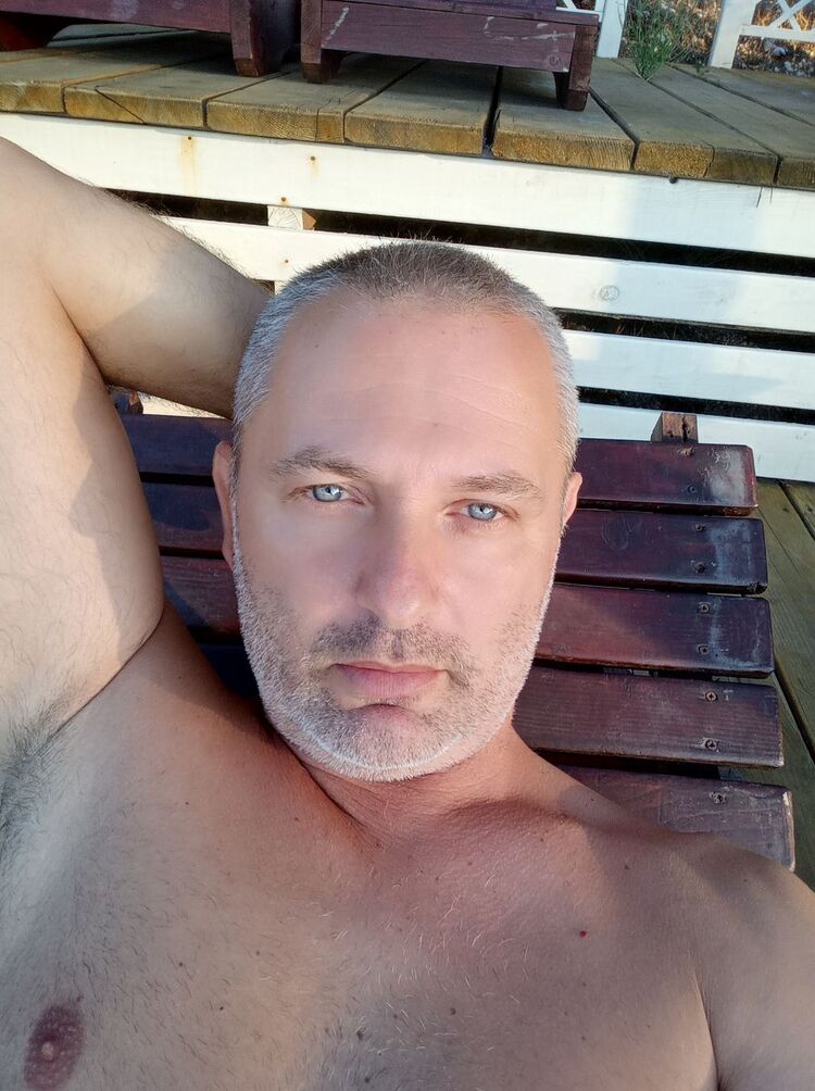  25757822  Ilija, 49 ,    Podgorica