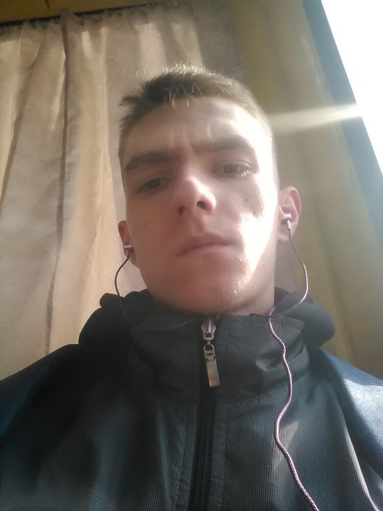  9555982  Kirill, 28 ,    
