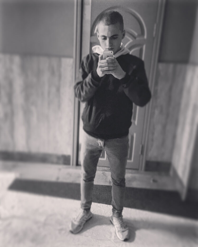  49144972  Vgrsaa, 24 ,    