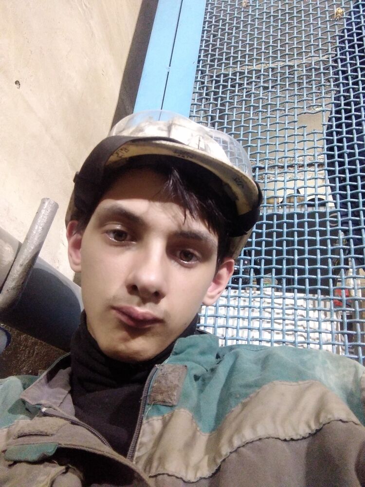  32402532  , 25 ,    