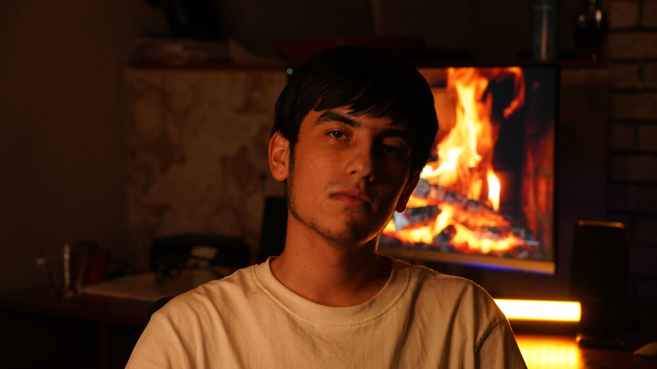  ,   Farxod, 21 ,   ,   
