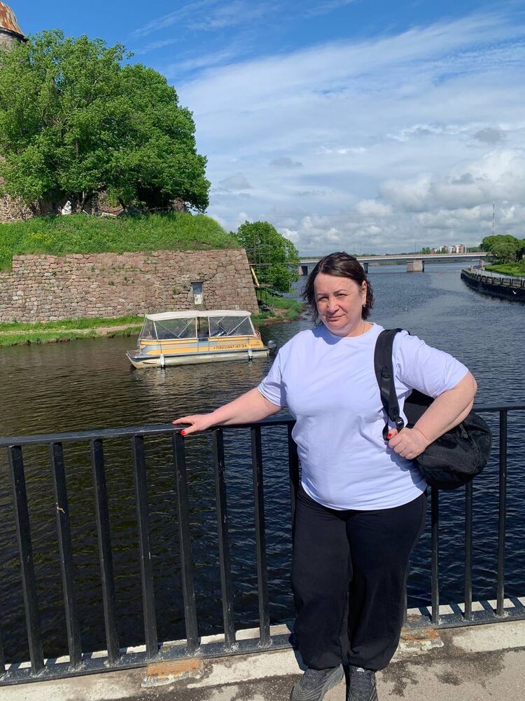  51952162  , 49 ,    -