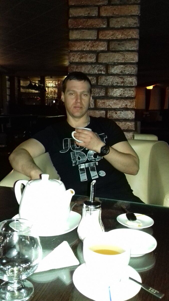  11764412  Andrey, 43 ,    