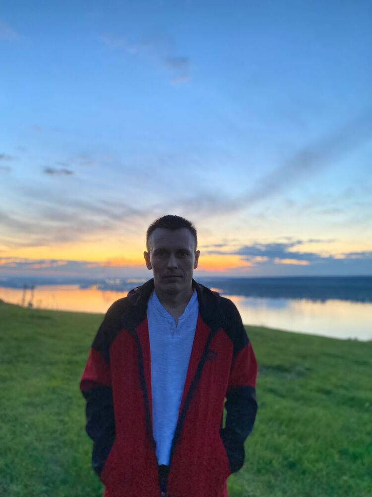  51404082  Aleksandr, 33 ,    