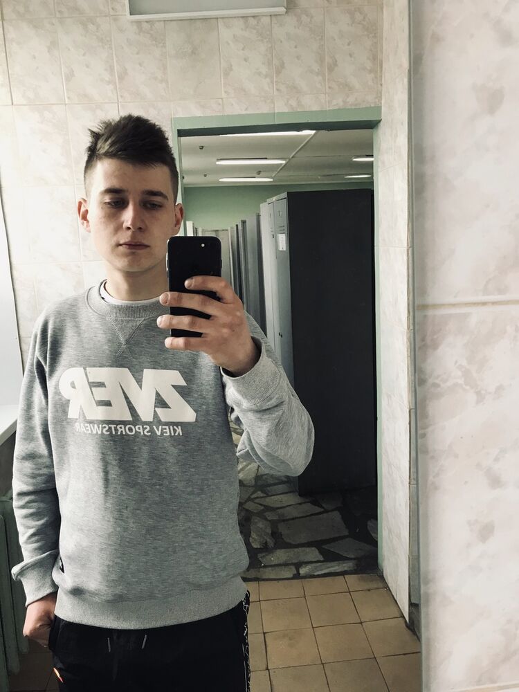  ,   Artem, 30 ,   ,   , c 