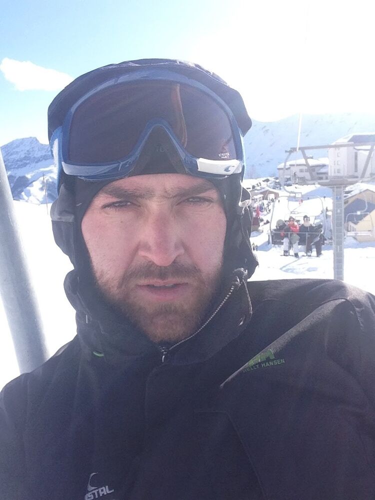  ,   Nik, 35 ,   ,   