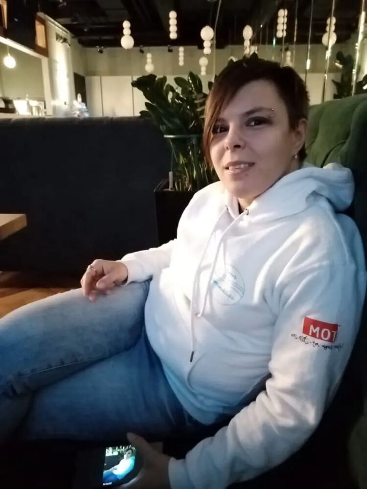  33515832  , 35 ,    