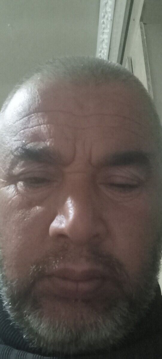  22557572  Valijon, 46 ,    
