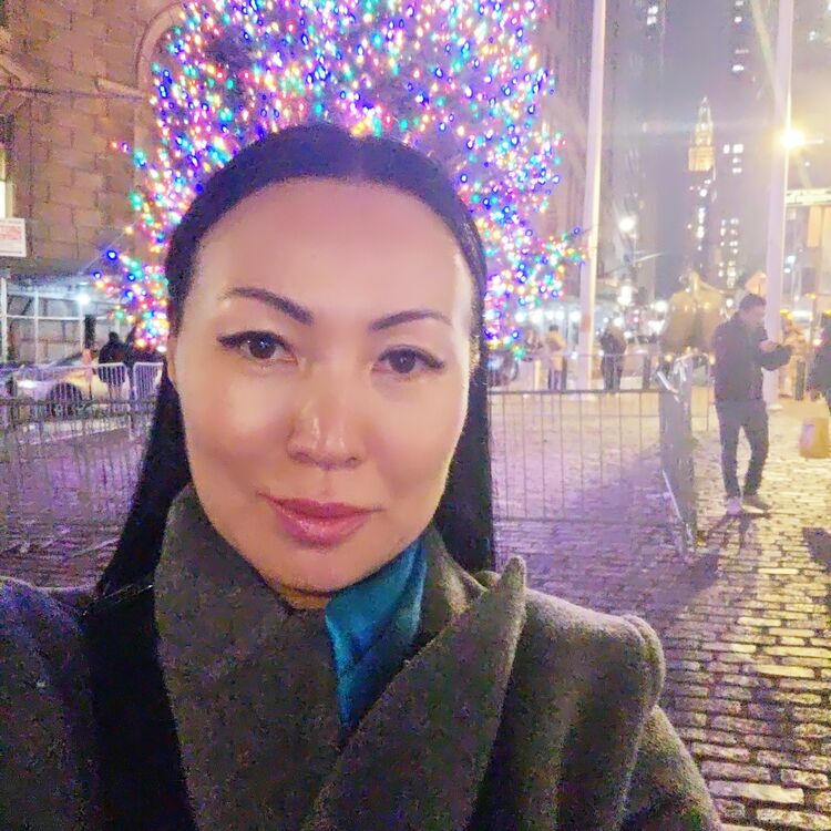  48418882  Hanna, 46 ,    New York City