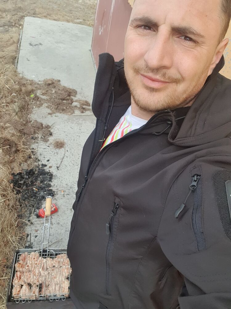  49189692  , 38 ,    
