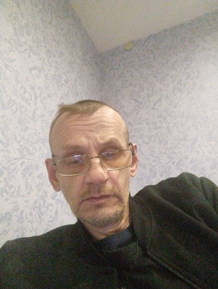  40933252  , 53 ,    