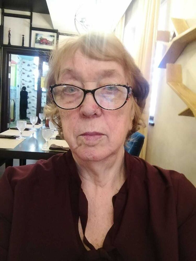  53513212  Nina, 76 ,    