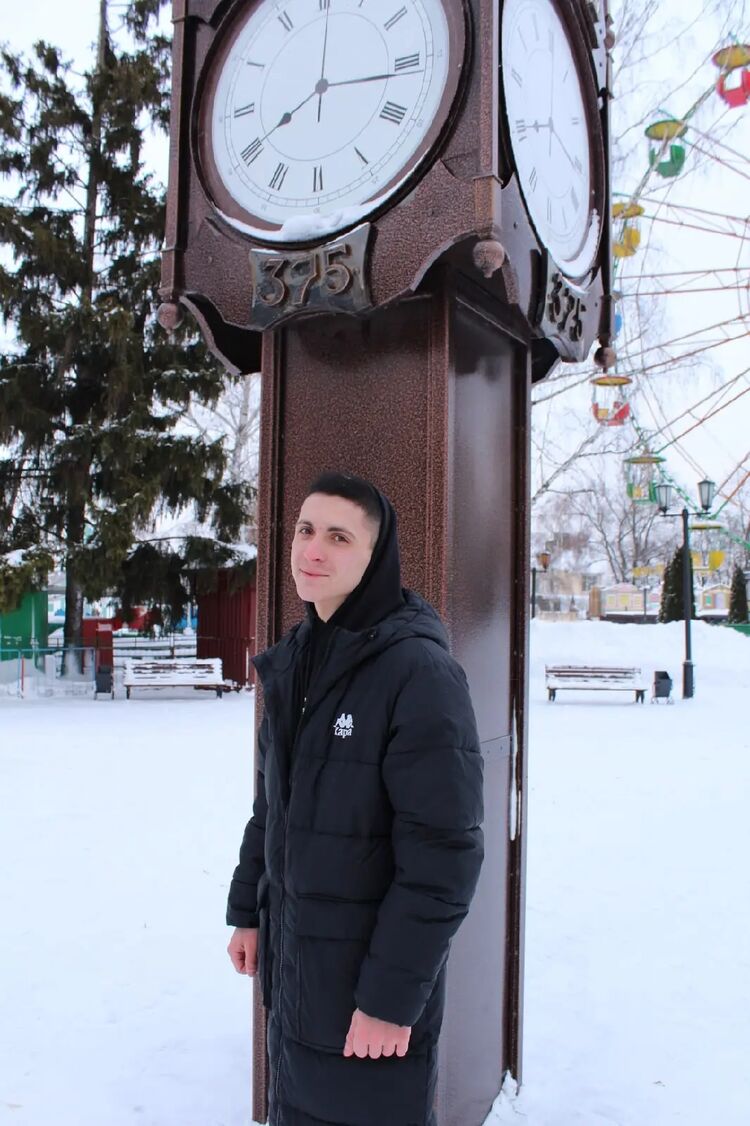  29484932  Sergey, 25 ,    