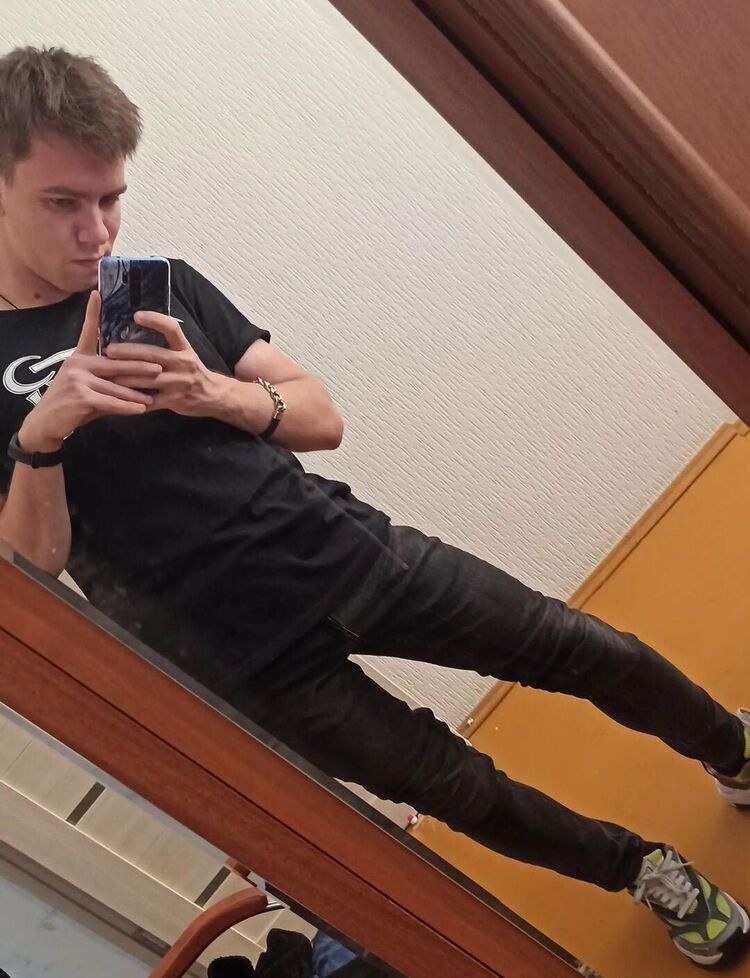 36077632  , 24 ,    