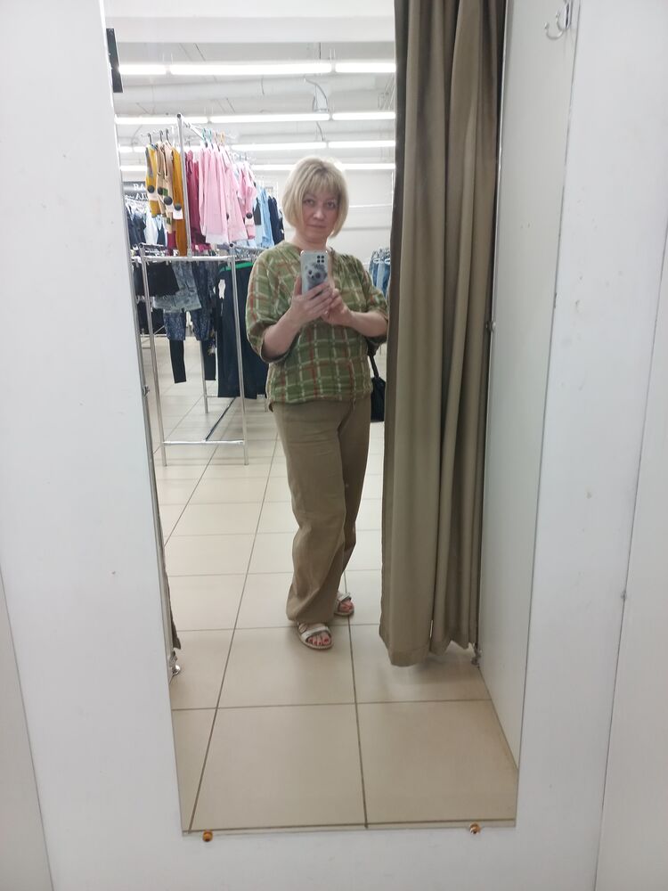  52744232  , 48 ,    