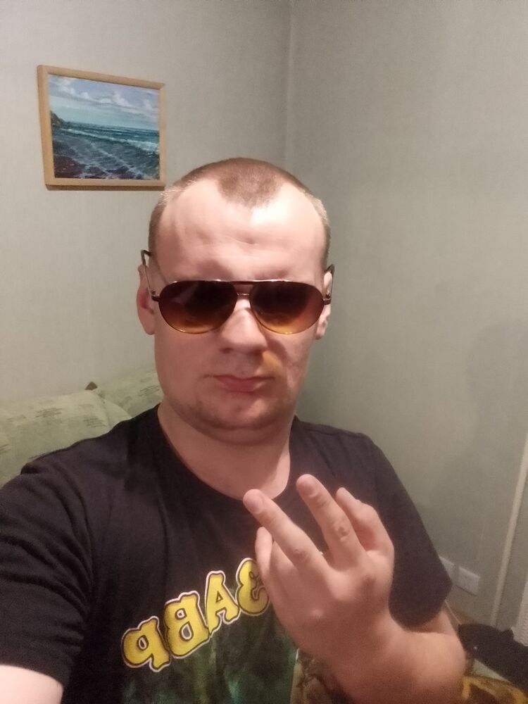  34430932  , 28 ,    
