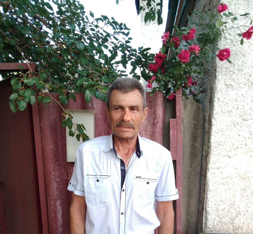  27257102  ϸ, 63 ,     