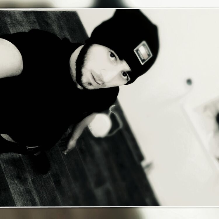  16038502  , 28 ,    -