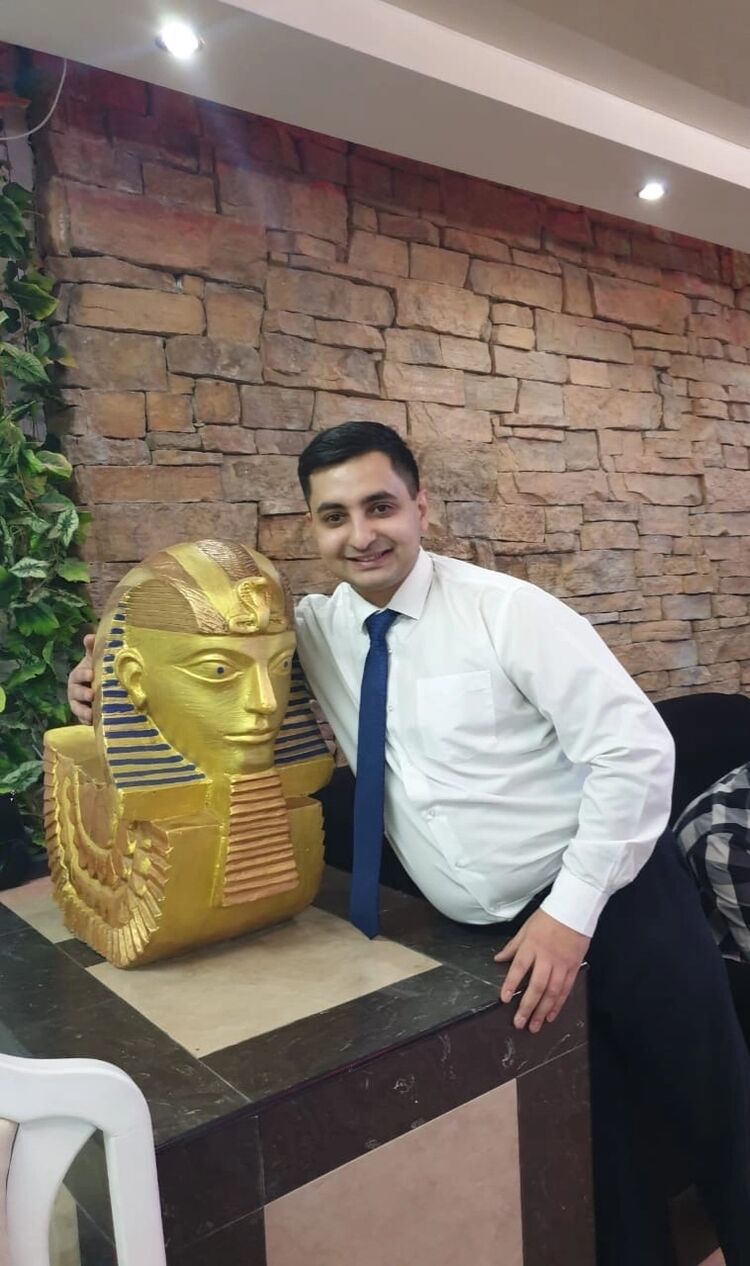  ,   Alexander, 32 ,   ,   , 