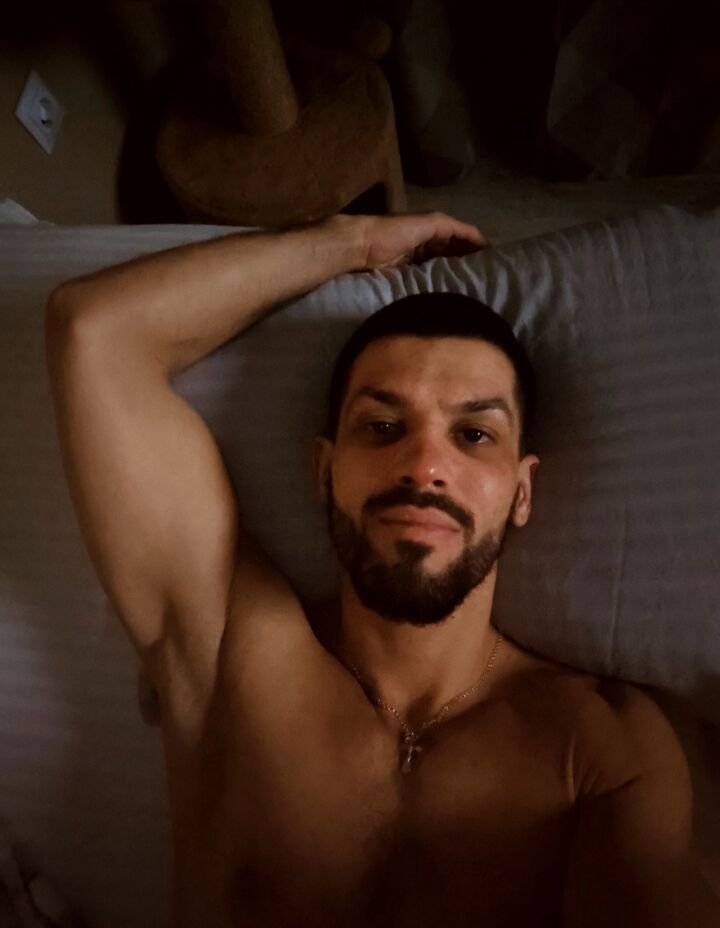  42308992  , 35 ,    