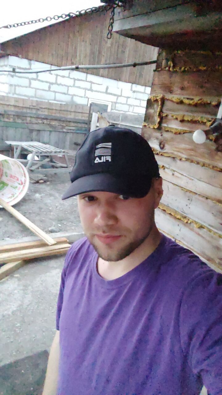  43777242  , 27 ,    