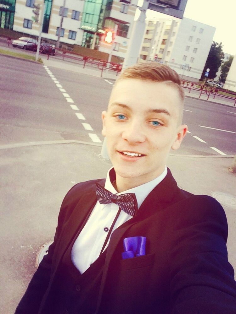 ,   Pavel, 24 ,   ,   , c 
