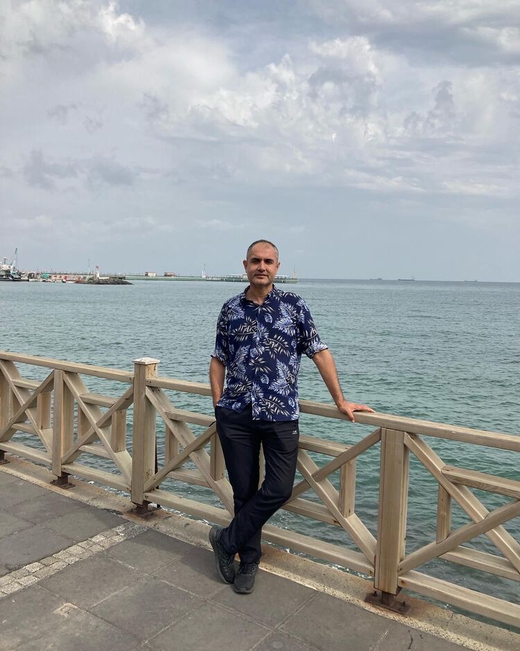  ,   Omar, 41 ,   ,   