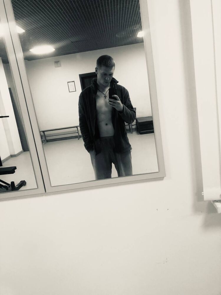  38571652  , 27 ,    