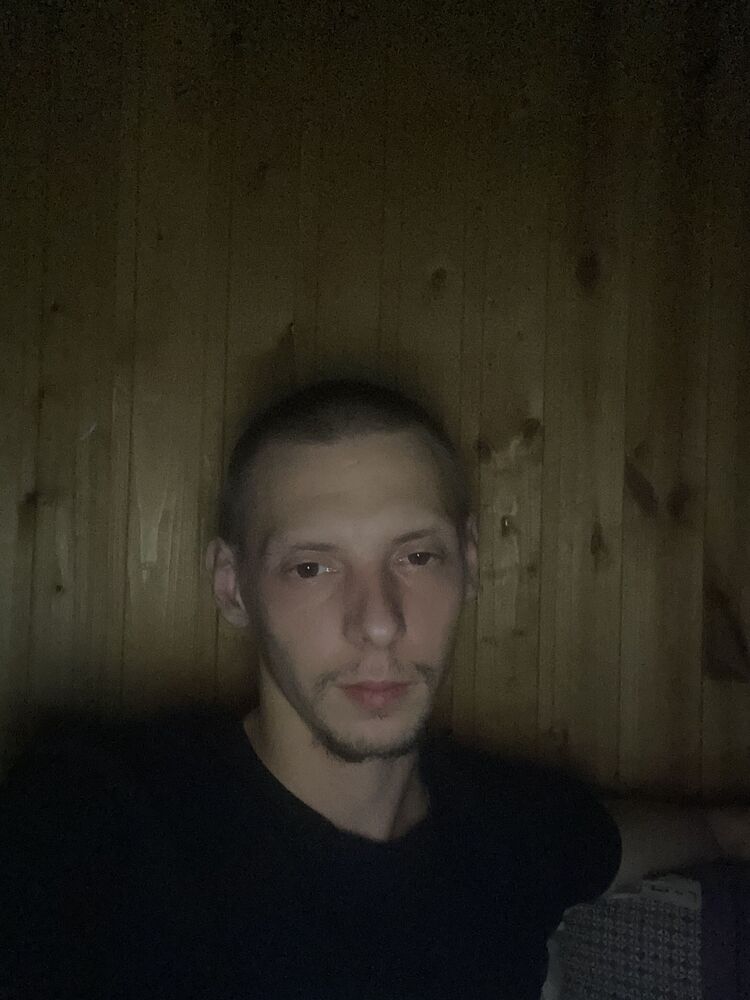  38457002  , 27 ,    