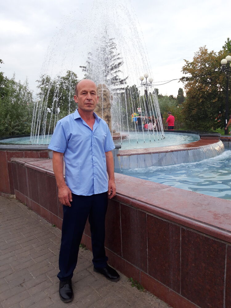  28312872  Murat, 52 ,    