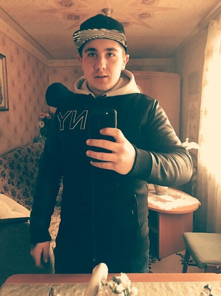  9068812  , 28 ,     