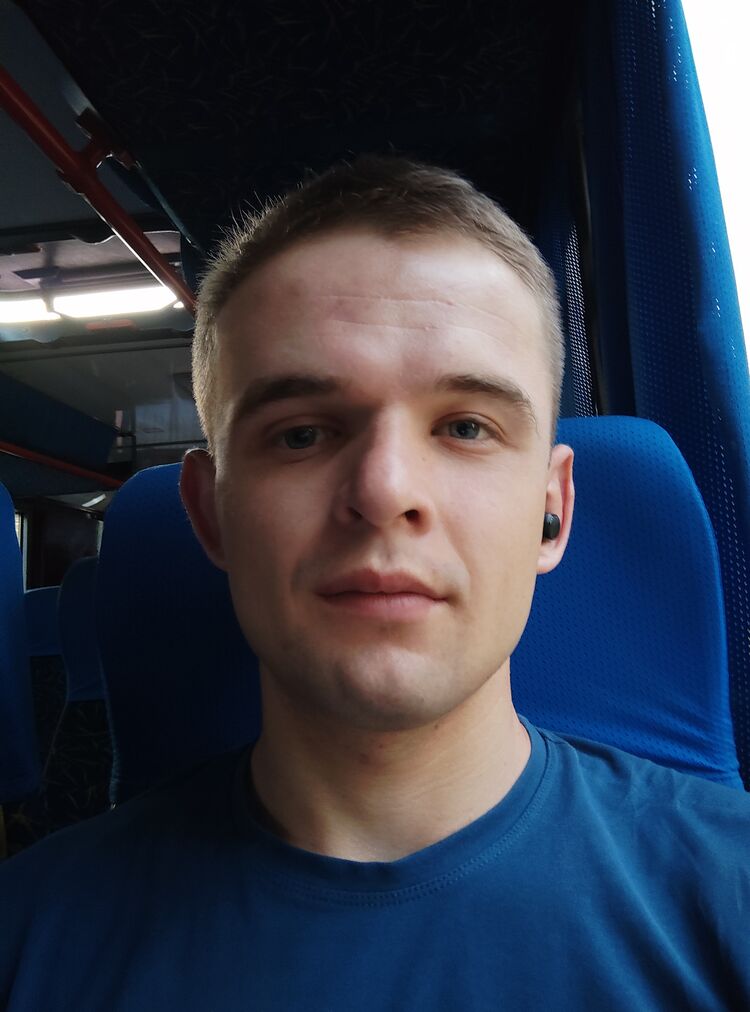  44424822  , 30 ,    