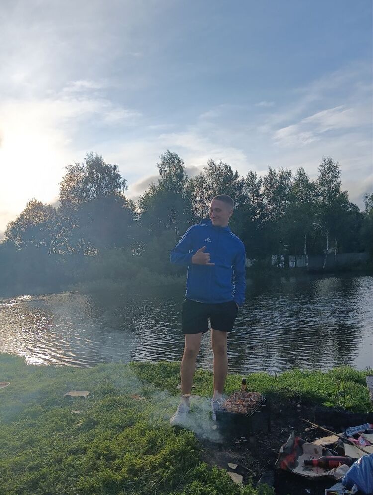  37117432  Kostyan, 27 ,    