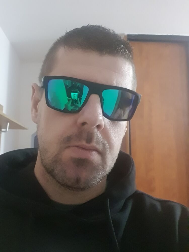  48372832  , 38 ,     