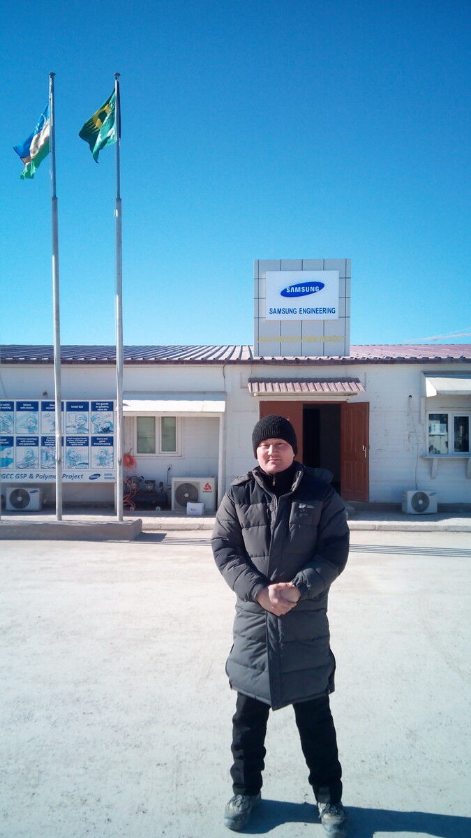  ,   Shukhrat, 39 ,   